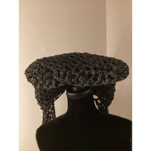 Eric Javits Black fishnet knotted purse satchel crossbody - Picture 7 of 9